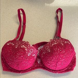 Victoria’s Secret Dream Angels Lined Demi Bra Red‎